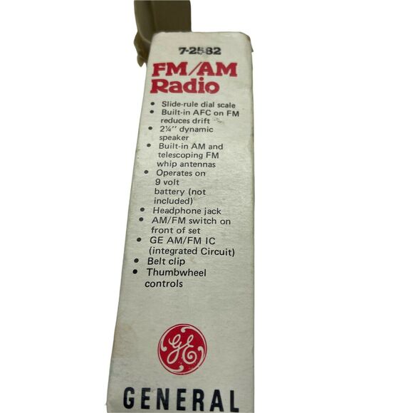 General Electric 7-2582D Black Silver Belt Clip FM AM Miniature Portable Radio - Picture 7 of 11